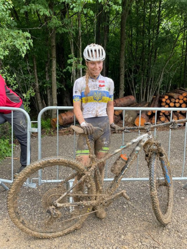 Лучанка Яна Беломоіна перемогла на міжнародних змаганнях з маунтинбайку