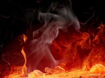 У центрі Луцька сталася пожежа. ВІДЕО