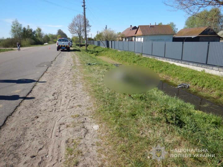 З’їхав у кювет: на Волині загинув мотоцикліст