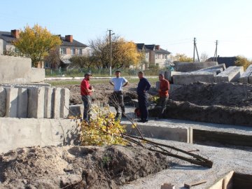 У волинській громаді будують нову амбулаторію