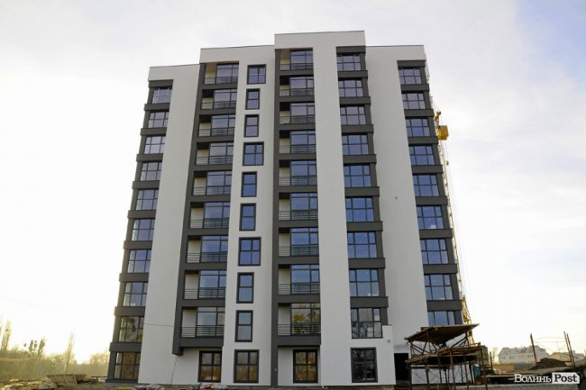 Як «росте» луцька «Супернова». ФОТО. ВІДЕО