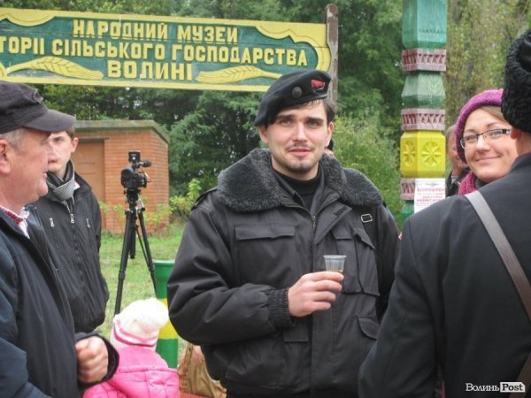 Під Луцьком відкрили єдиний на Волині пам’ятник козакові Мамаю 