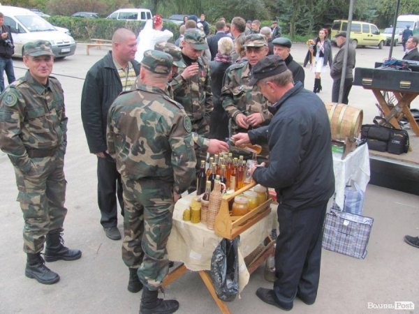 Під Луцьком відкрили єдиний на Волині пам’ятник козакові Мамаю 