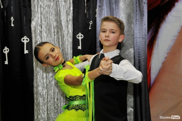 Фото різдвяного балу в Луцьку