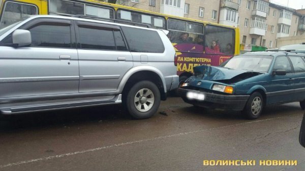 У центрі Луцька – аварія, водії роз’їхалися «по європротоколу»