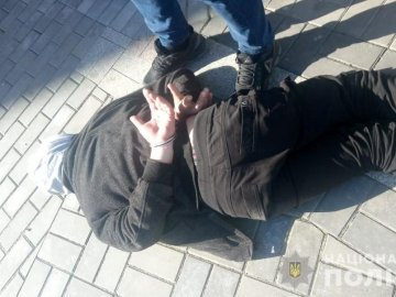 У Луцьку затримали двох злодіїв-«домушників» з Львівщини. ФОТО