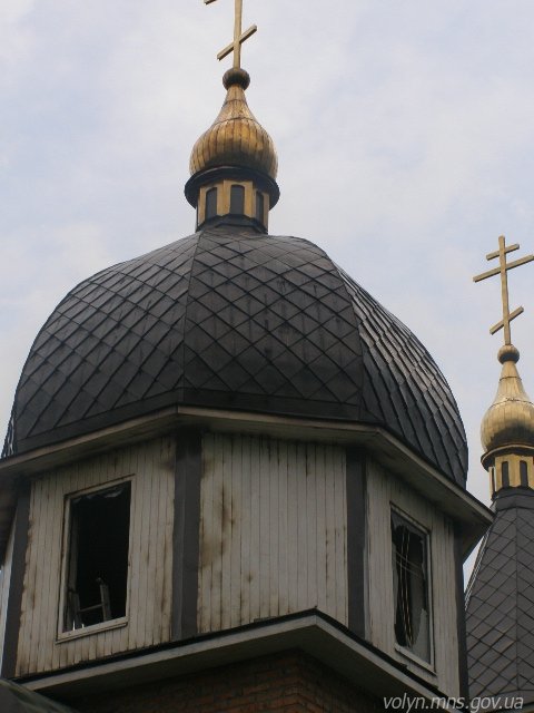 На Волині блискавка підпалила церкву