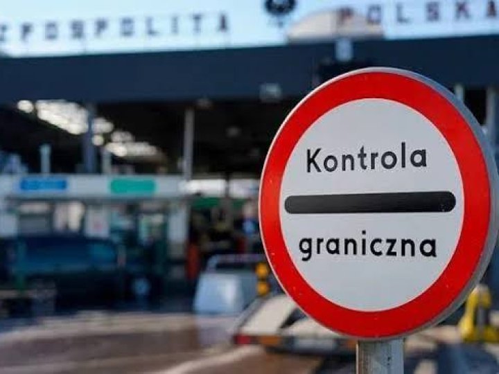 У Польщі думають про перенесення прикордонного контролю з України на свою територію