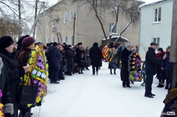 «Десантник пішов у небо»:  у Ківерцях поховали Героя Маріса Камінського