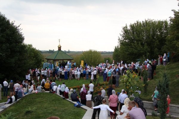 У волинському монастирі молились за бійців, які перебувають на Сході. ФОТО