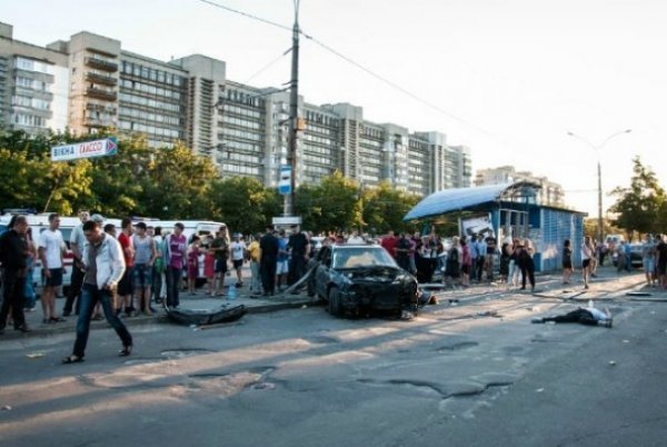 У центрі Сум ‒ кривава аварія. ФОТО. ВІДЕО
