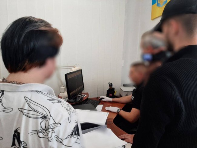 Провели 16 обшуків, вилучили великі суми грошей: на Волині викрили масштабну злочинну схему