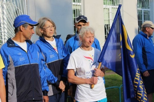  Міжнародна факельна естафета дісталася Луцька. ФОТО