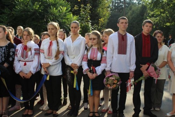  Міжнародна факельна естафета дісталася Луцька. ФОТО