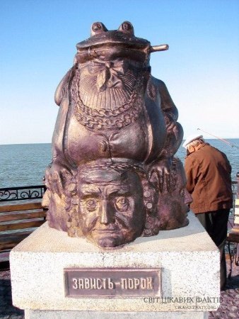 Найдивніші пам'ятники світу. ФОТО