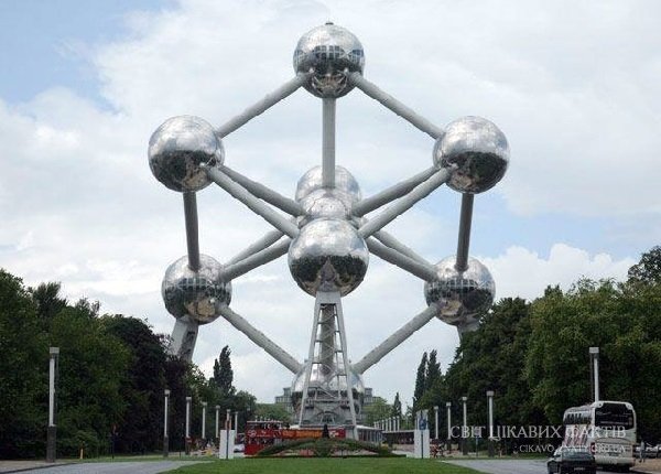 Найдивніші пам'ятники світу. ФОТО