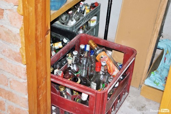 Під Луцьком вилучили понад тону контрафактного спирту. ФОТО. ВІДЕО