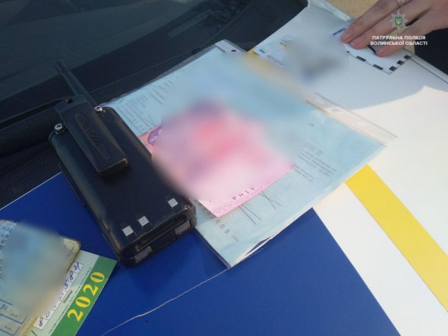 Сподівався «порішать»: у Луцьку 20-річний хлопець їздив без документів і порушував