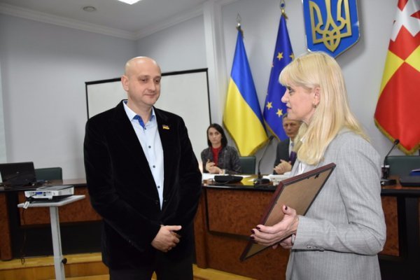 Луцький депутат отримав подяку за допомогу родинам загиблих Героїв