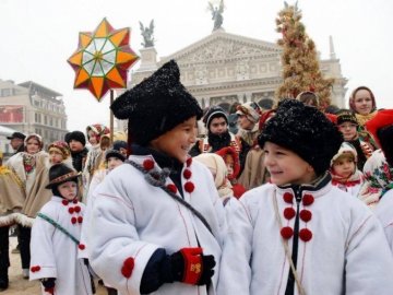 Коли колядувати, щедрувати та посівати за новим календарем