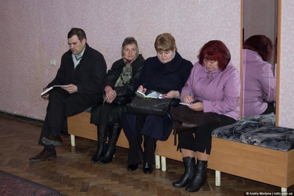 На Волині ще одна виборча комісія почала роботу з порушення закону. ВІДЕО