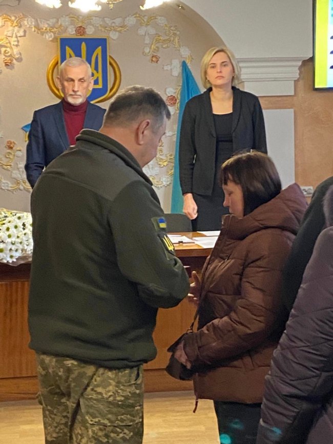Загинули у 19 та 29 років: на Волині рідним загиблих Героїв вручили їхні посмертні нагороди 