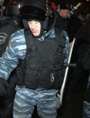 «Беркутівці», які засвітилися в нічних сутичках. ФОТО