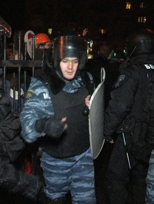 «Беркутівці», які засвітилися в нічних сутичках. ФОТО