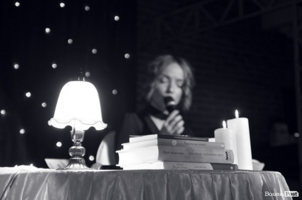 «Зима. Кохання. Новий Рік»: поетичний вечір з присмаком моди в Луцьку