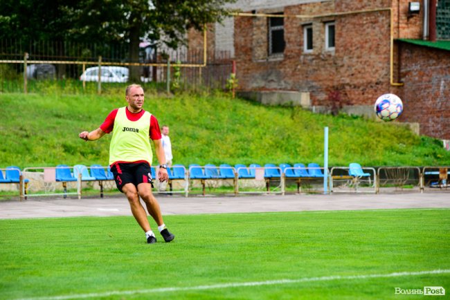 «Поступилися «Волині»: як журналісти відбігали матч проти футболістів луцького клубу. ФОТО