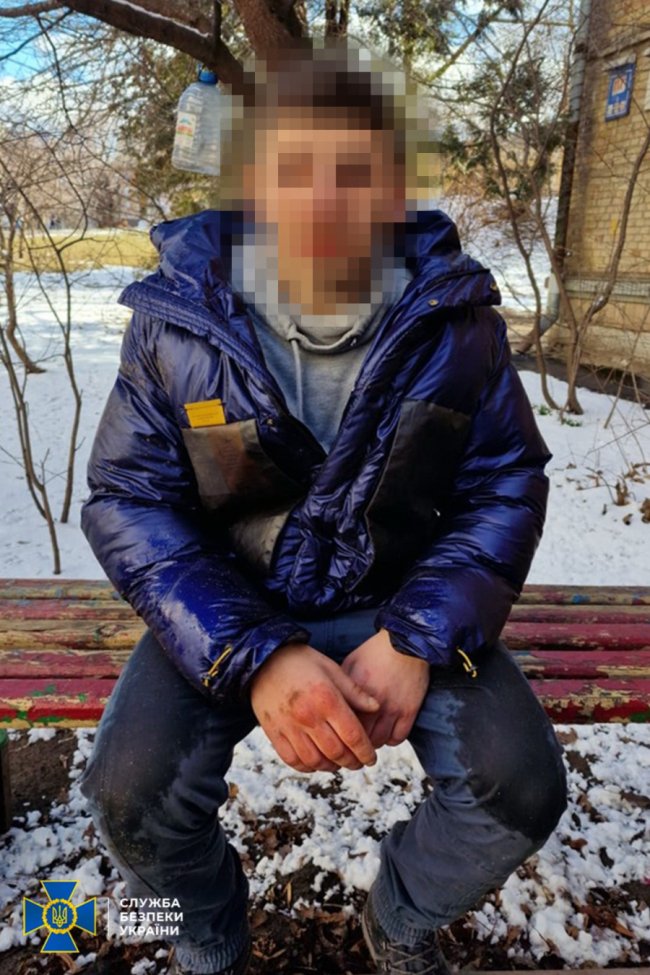 СБУ затримала інформаторів ФСБ, які шпигували за керівництвом столичних військкоматів