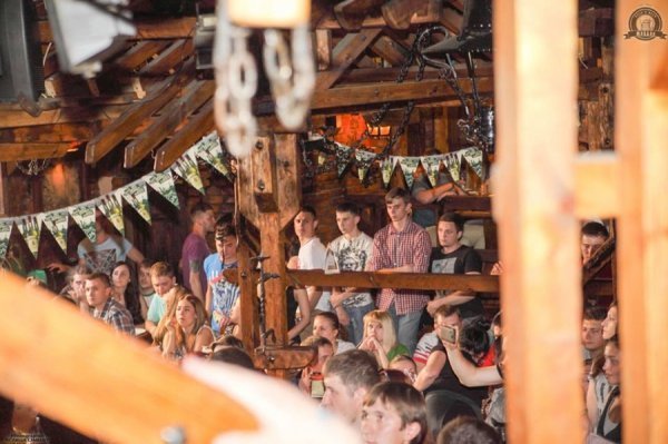 Як луцька рок-школа «знищувала попсу». ФОТО