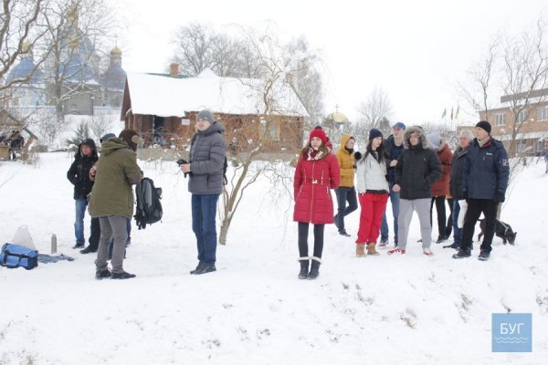 Як на Водохреще пірнали у Нововолинську
