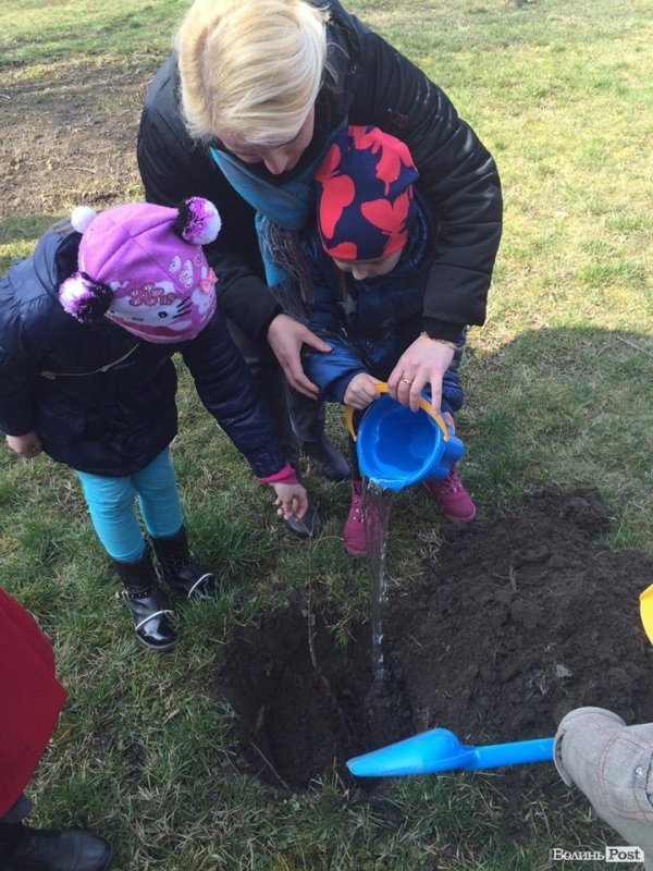 У луцькому дитсадку привчали дітлахів піклуватися про природу змалку. ФОТО. ВІДЕО