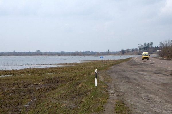 Під Луцьком підтоплює села. ФОТО