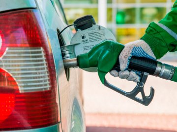 Українські АЗС змінили вартість усіх видів пального