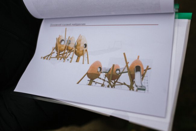 «Ми хочемо зробити цікавіший варіант», – Разумовський будуватиме особливі майданчики в парку за РАЦСом