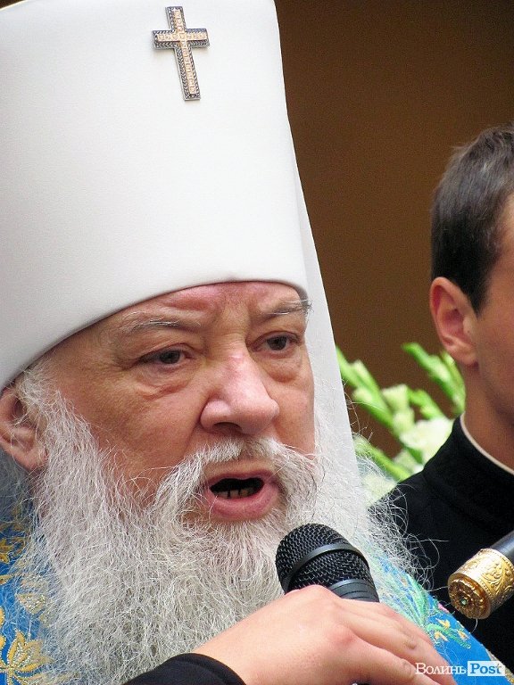 Митрополит Ніфонт відслужив молебень в обласній лікарні. ФОТО