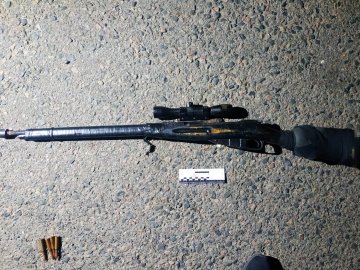 На Волині на блокпосту у 42-річного чоловіка виявили незареєстровану зброю