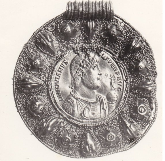 Медальйон часів імператора Йовіана з Борочич