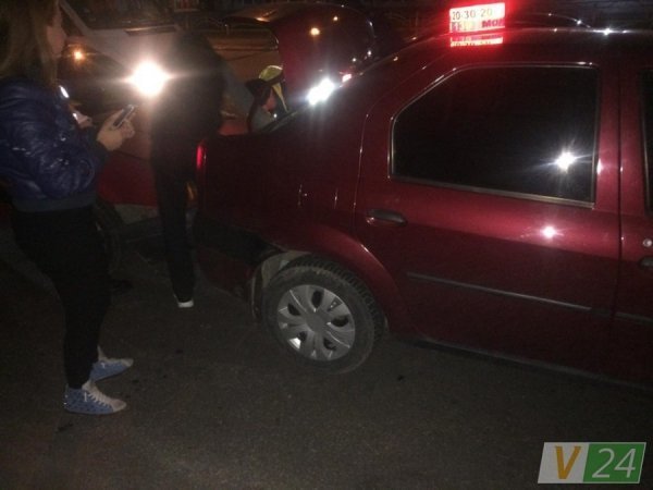 П’яний водій у Луцьку врізався в таксі з дитиною і намагався втекти. ФОТО