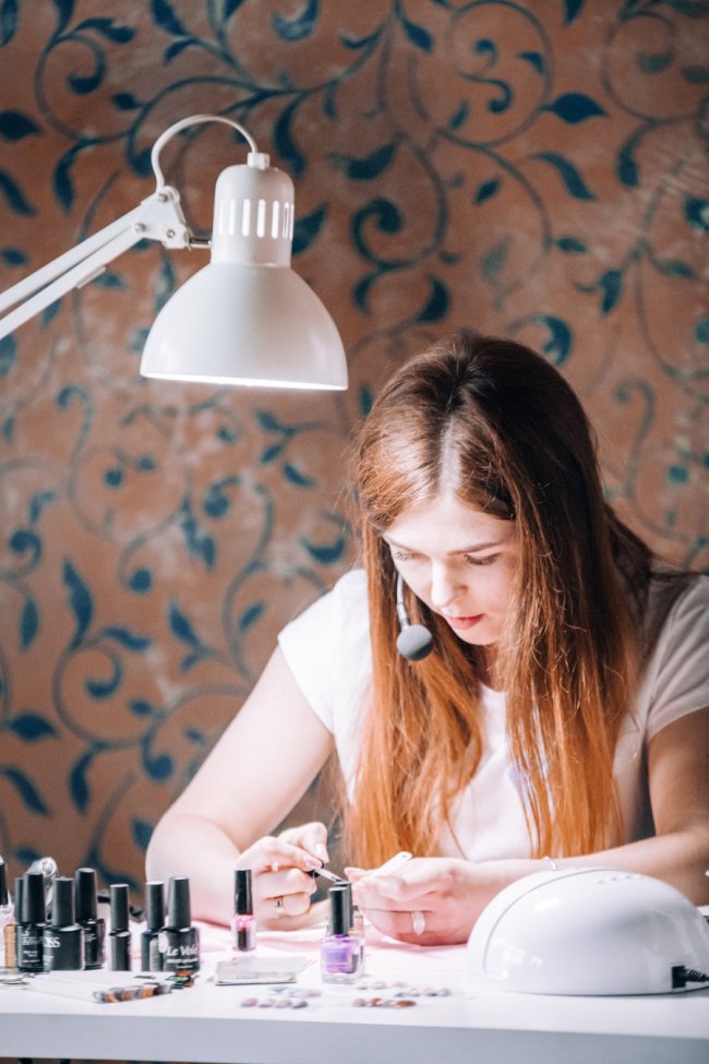 Як розкрутити Іnstagram і «напиляти» на відпочинок на островах: у Луцьку – масштабний захід для майстрів манікюру*