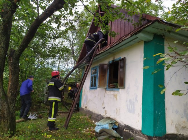 Через коротке замикання у селі на Волині горів будинок