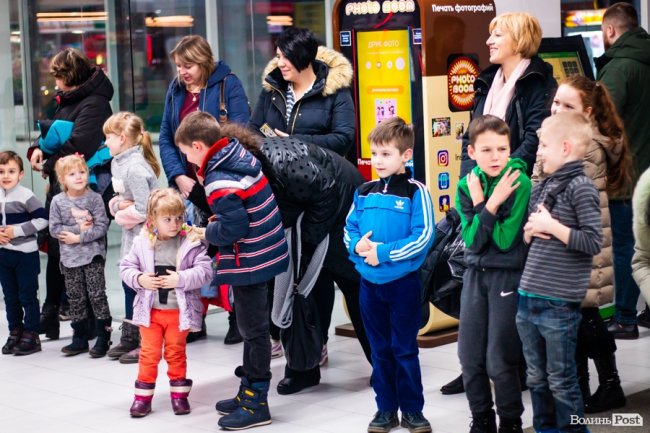 У «Промені» веселили дітей весняною програмою. ФОТО*