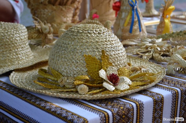 Ярмарок на «Лесі»: що особливого лучанам пропонують купити у національне свято. ФОТО