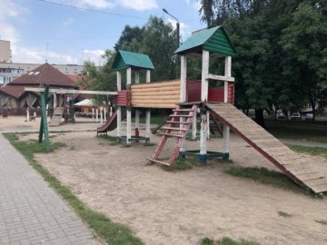 У Луцьку знесуть дитмайданчик біля «Мадагаскару»