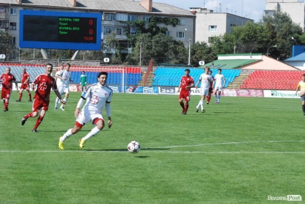 Матч поколінь в Луцьку: ветерани «Волині» проти сучасників. ФОТО
