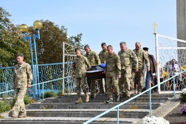 На Волині провели в останню путь Героя Андрія Тюріна