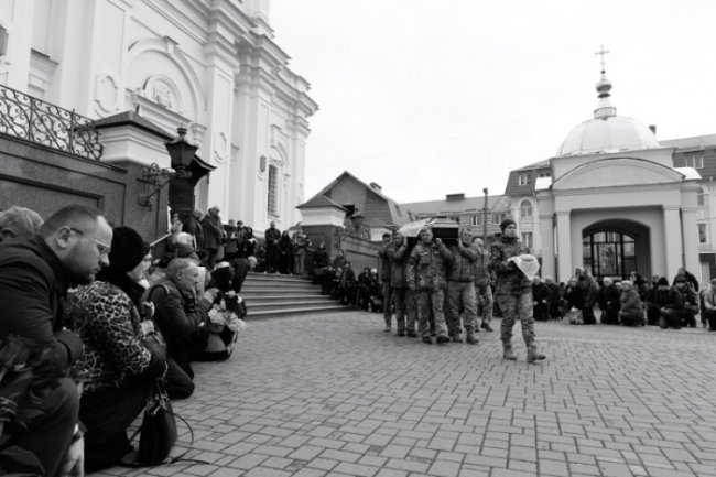 У Луцьку попрощалися із Героєм Дмитром Струком