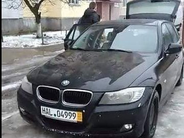 «Паркуюся на тротуарі, бо ноги намочу»: у Луцьку зловили горе-водія